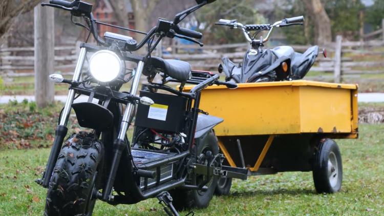 Daymak Beast: A Solar Powered Mini-Bike - Solar powered motor bicycle