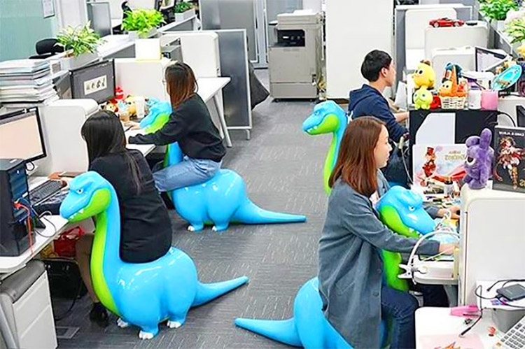 These Quirky Dinosaur Shaped Office Chairs Are The New Exercise