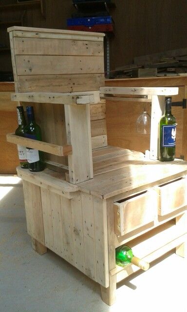 DIY Wine Chair With Wine Bottle Storage Drawers
