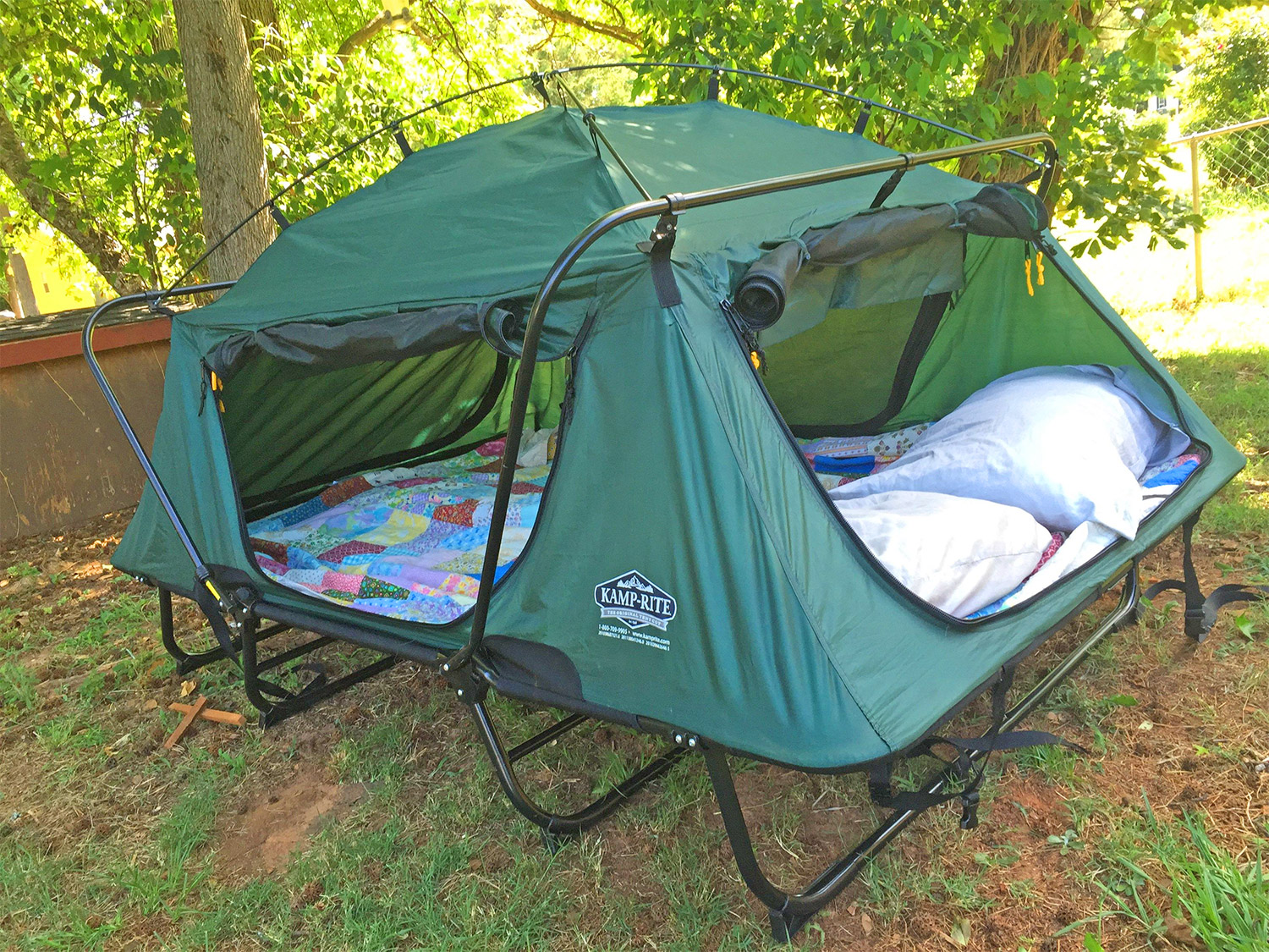 Double tent outlet bed