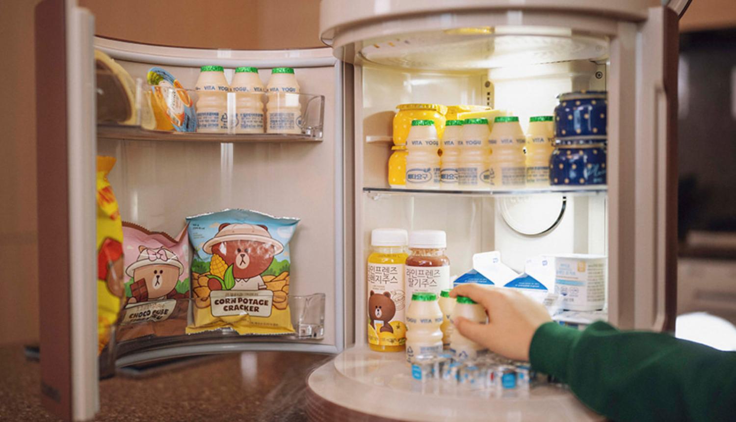 This Duck Shaped Mini Fridge Is The Cutest Way To Store Your Favorite  Snacks And Drinks