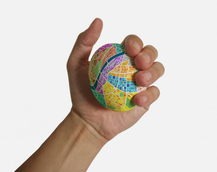 Egg Map - Squeeze Ball To Magnify City Map