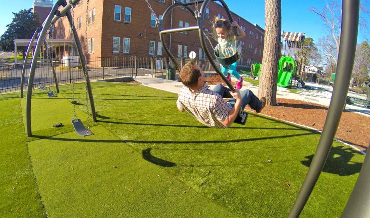 Expression Swing Lets You Swing With Your Child Eye To Eye