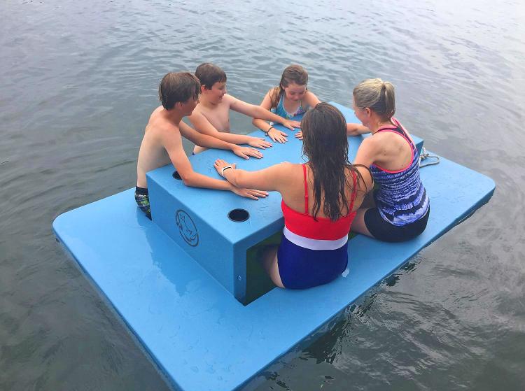 Floating Picnic Table - Water-based foam picnic table - Lake party table