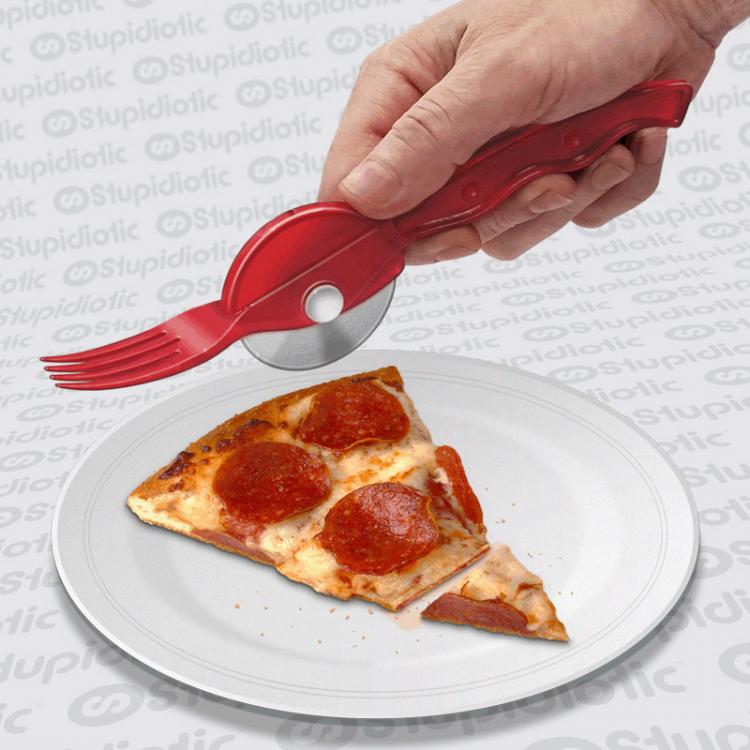 Fork With A Pizza Roller- Fork pizza cutter combo utensil