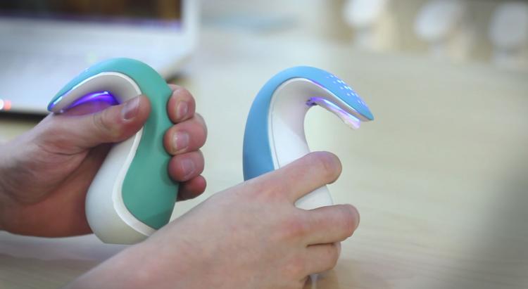 Frebble Lets You Hold Hands Over The Internet
