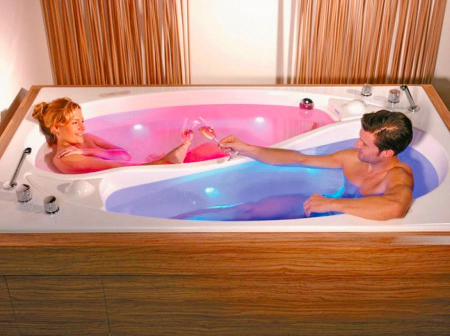 Friend Zone Bathtub - Yin Yang shaped dual person separated hot tub