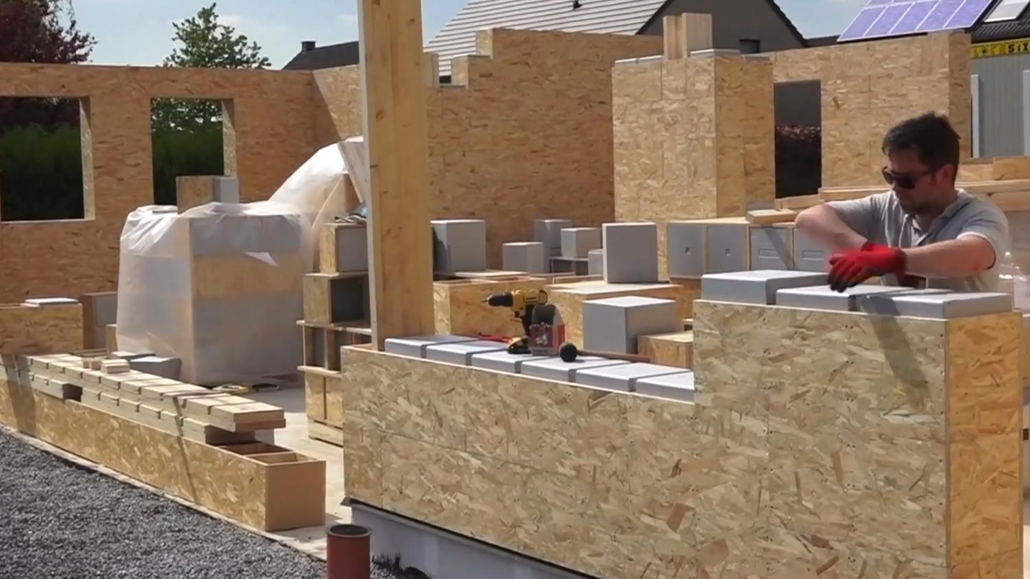 Gablok Giant LEGO-like Building Blocks To DIY Home Build