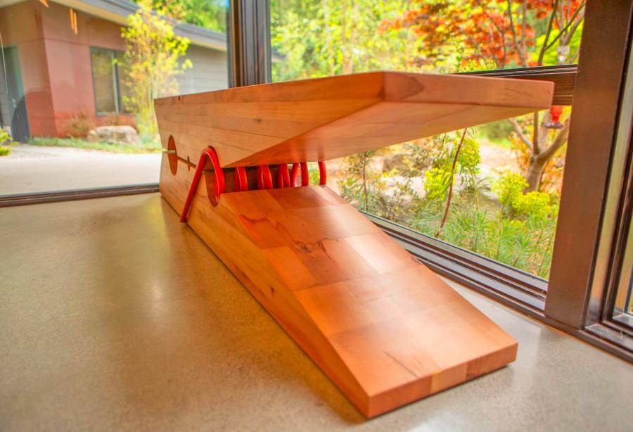 Giant Clothespin Bench - Giant Clothes peg table