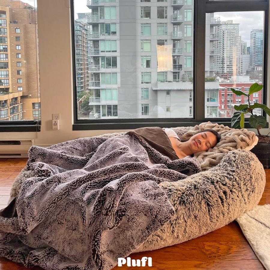 Plufl Giant Dog Bed For Humans