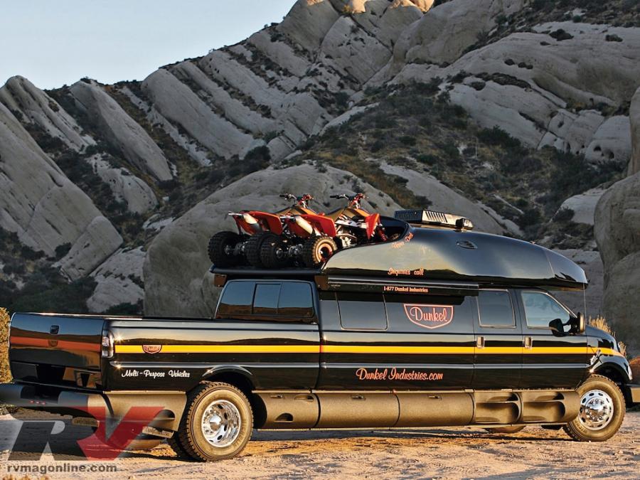 Dunkel Giant Ford F-650 RV Custom Truck Mod Camper