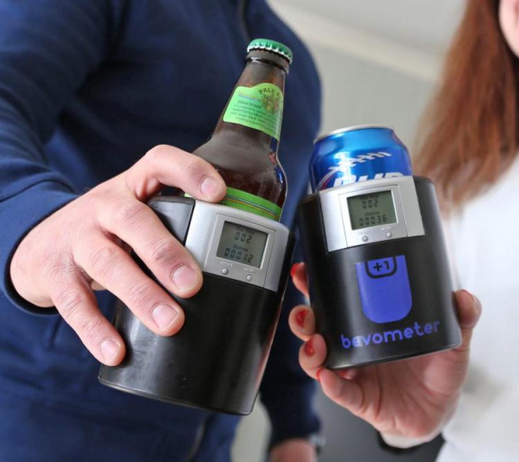 Bevometer Is a Beer Koozie That Tracks How Many Beers You Drink