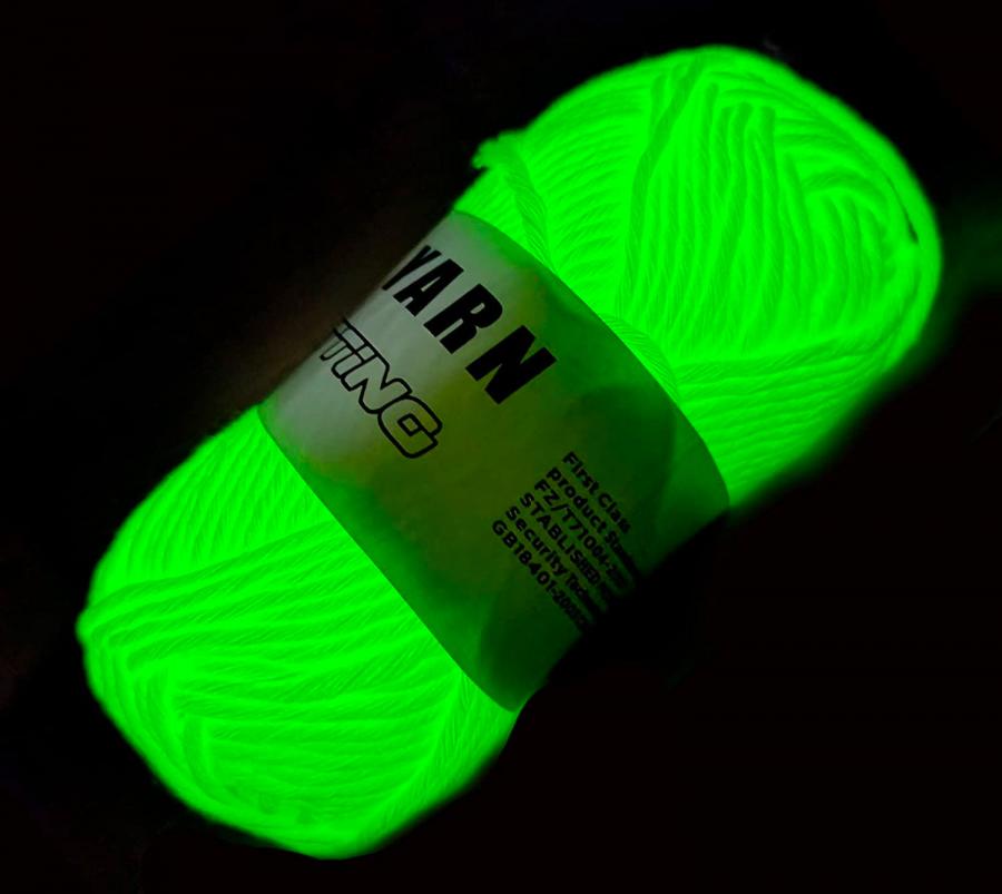 This Glow In The Dark Yarn Lets You Knit Incredible Glowing Aliens