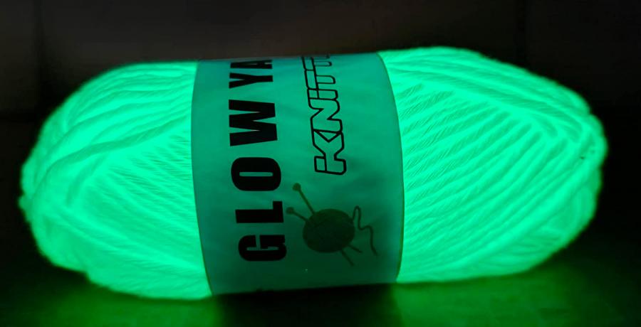 This Glow In The Dark Yarn Lets You Knit Incredible Glowing Aliens,  Costumes, and Hats