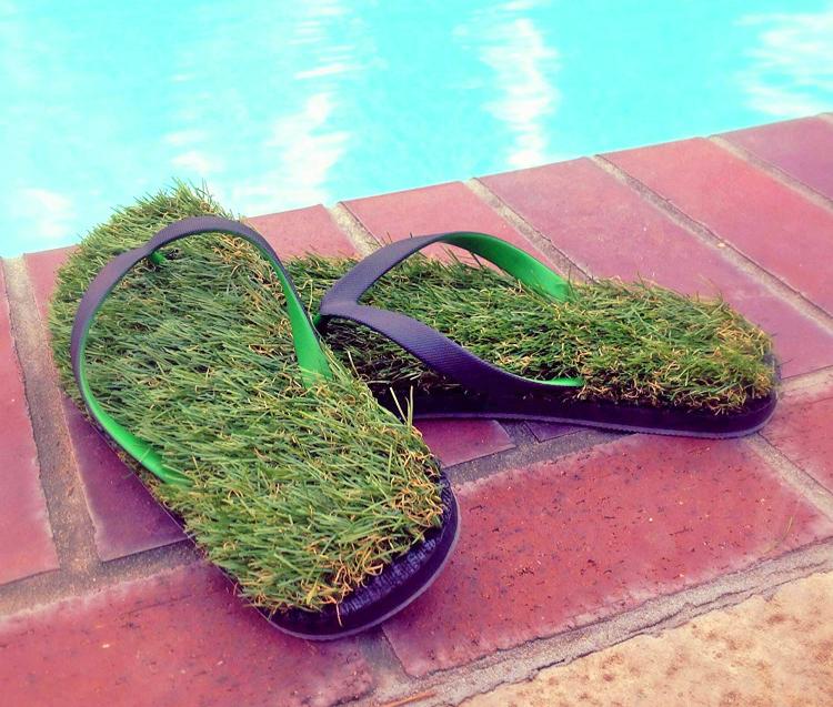 Grass Sandals - Sandals made from grass