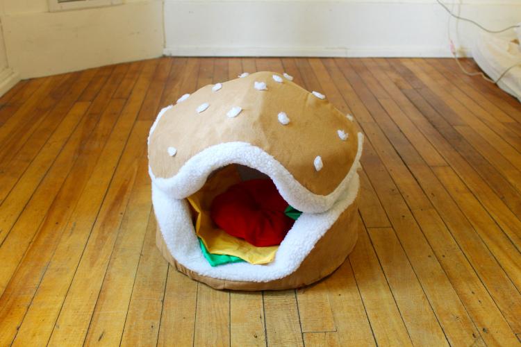 Hamburger Dog or Cat Bed