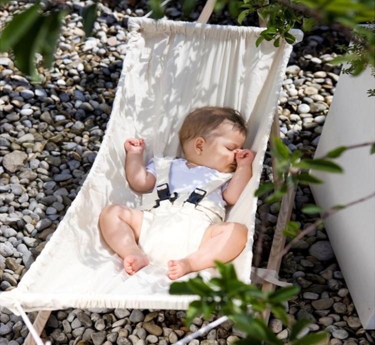 Your Baby Needs This Tiny Outdoor Hammock This Summer