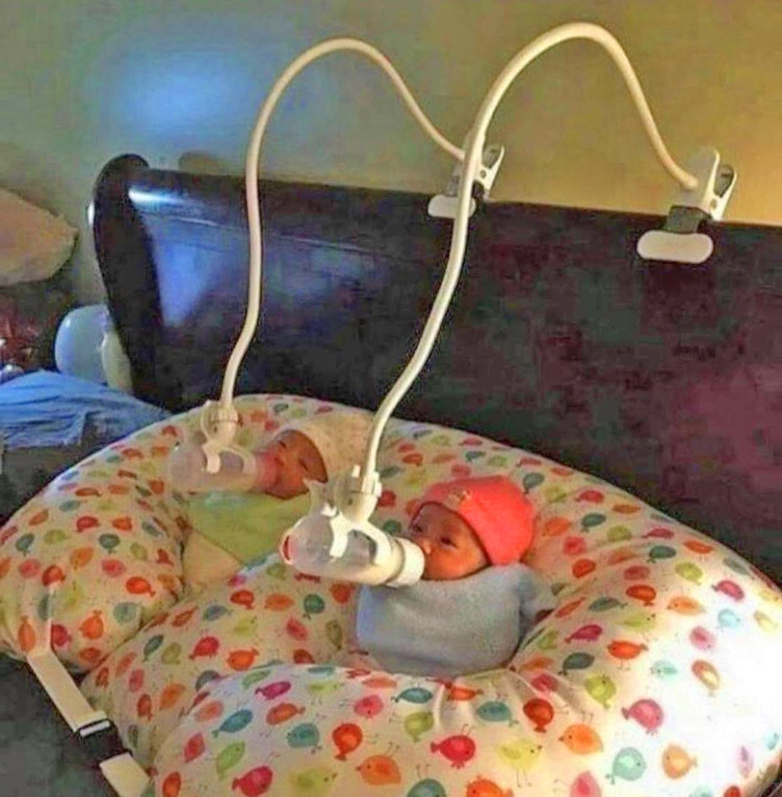 Baby Bottle Holder - Hands Free