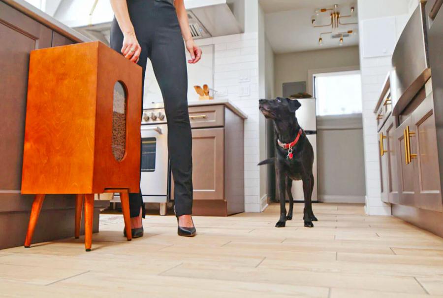 This Houndsy Wooden Dog Food Dispenser Might Be The Easiest Way To Feed