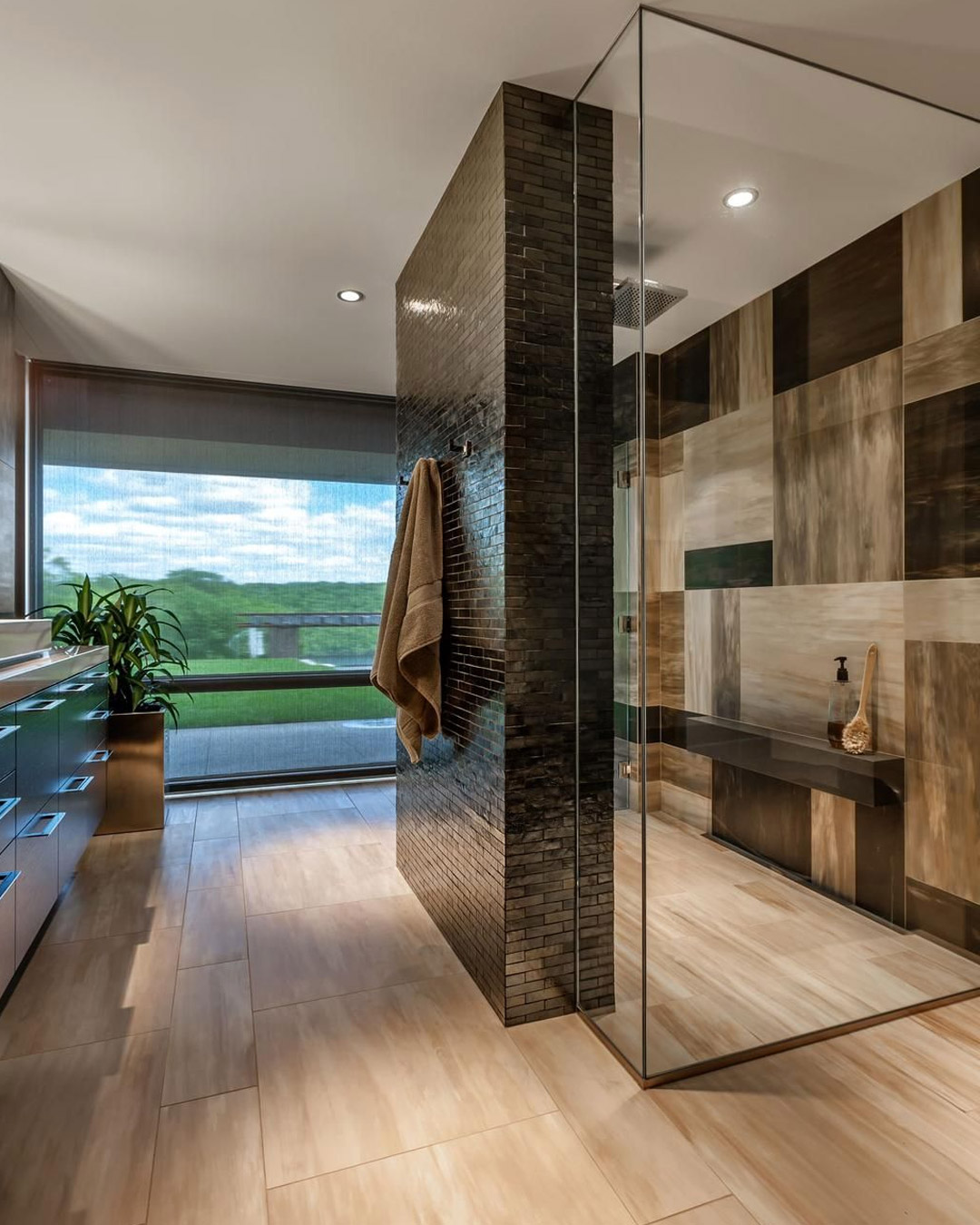 Incredible, Luxurious Stand Up Showers