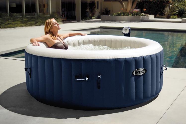 This Inflatable Hot Tub Sets Up In Just 20 Minutes