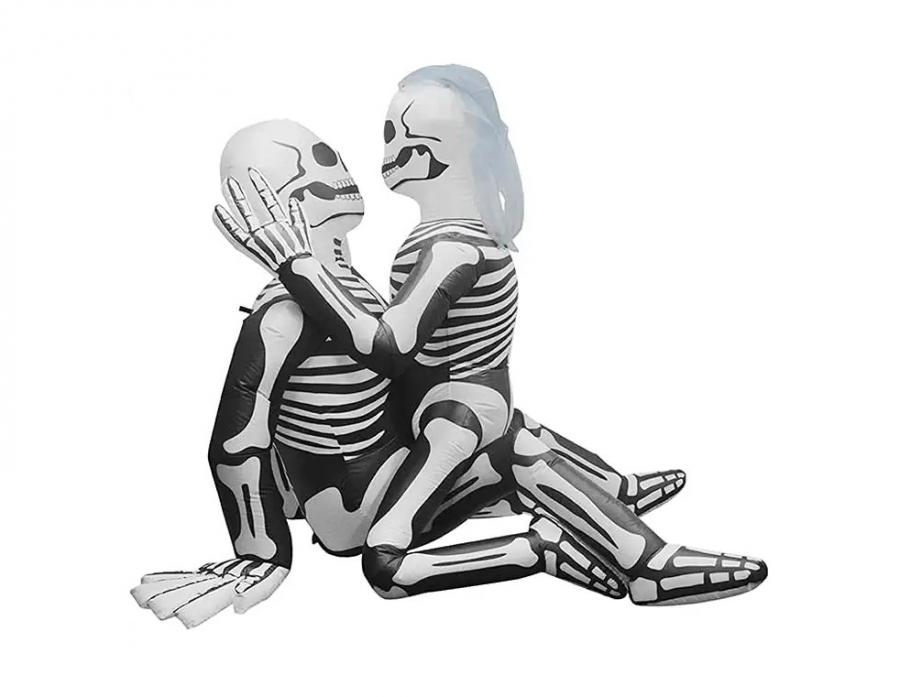 Inflatable Skeleton Lovers Halloween Yard Decoration