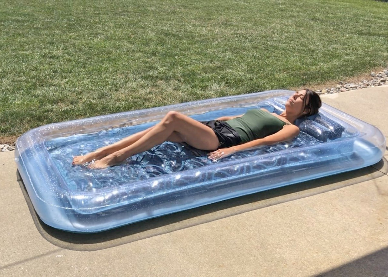 inflatable lounger water