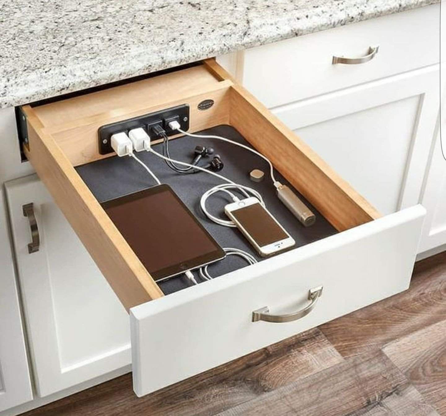 This Junk Drawer Starter Kit Makes For a Perfect Housewarming Present