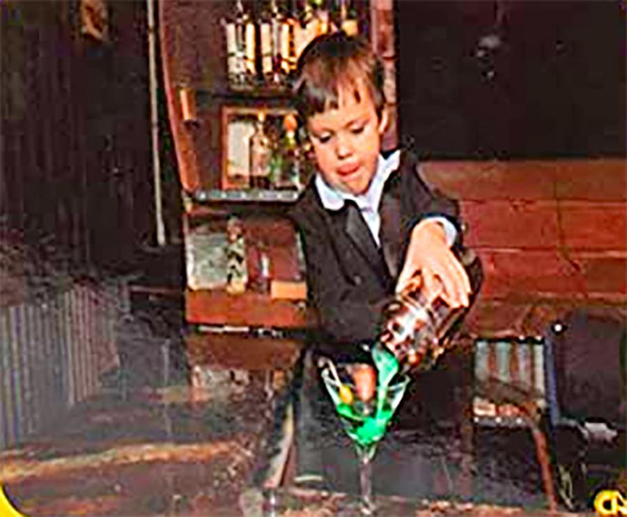 Kids Bartender Playkit - Prank kids cocktail maker play set