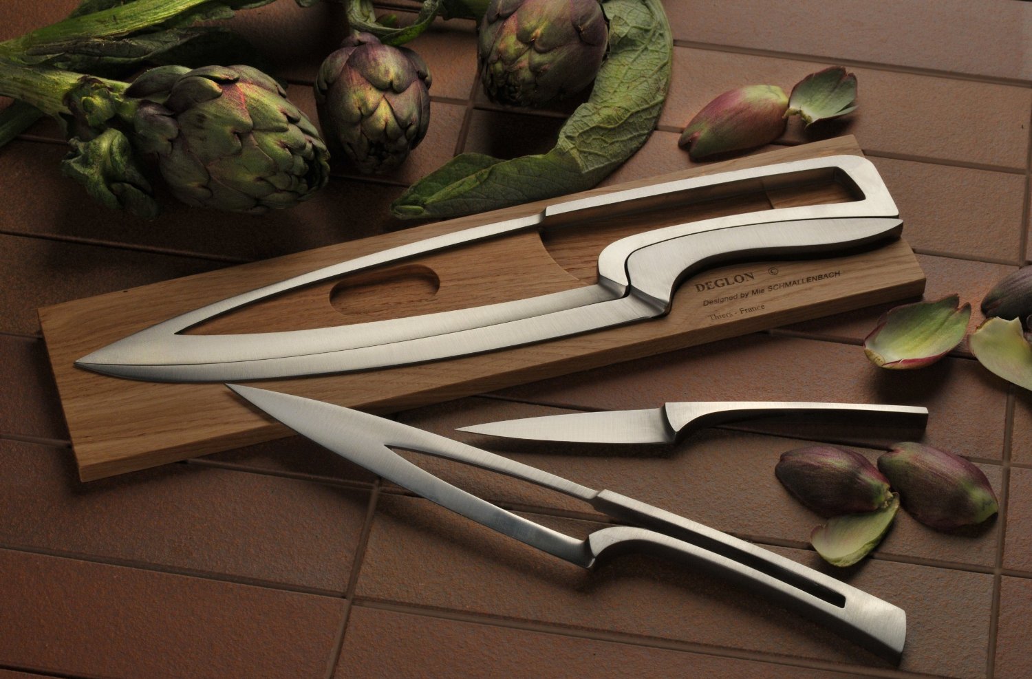 Nesting Chef's Knives Save Space in the Kitchen