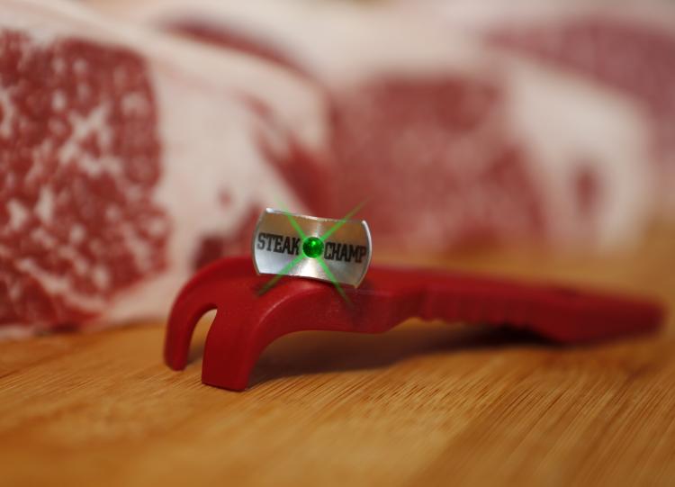 SteakChamp - Ultimate Meat Thermometer - LED Light blinks 3 different colors for meat temperate - rare, medium, well-done