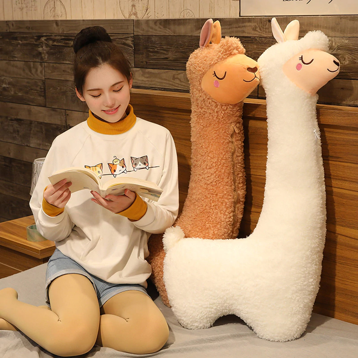 Llama best sale pillow pet