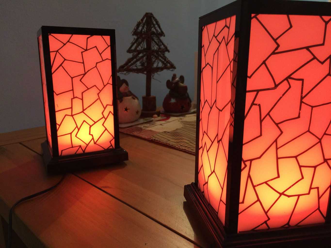 6 Long-Distance Friendship Lamps, Plus How These Wifi Lamps Work