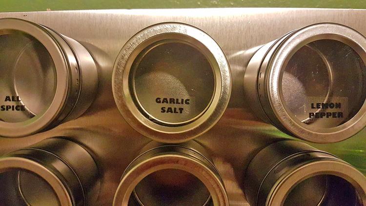 Magnetic Spice Tins Attach To Your Refrigerator - Wall mounted magnetic spice rack - clear glass spice tins
