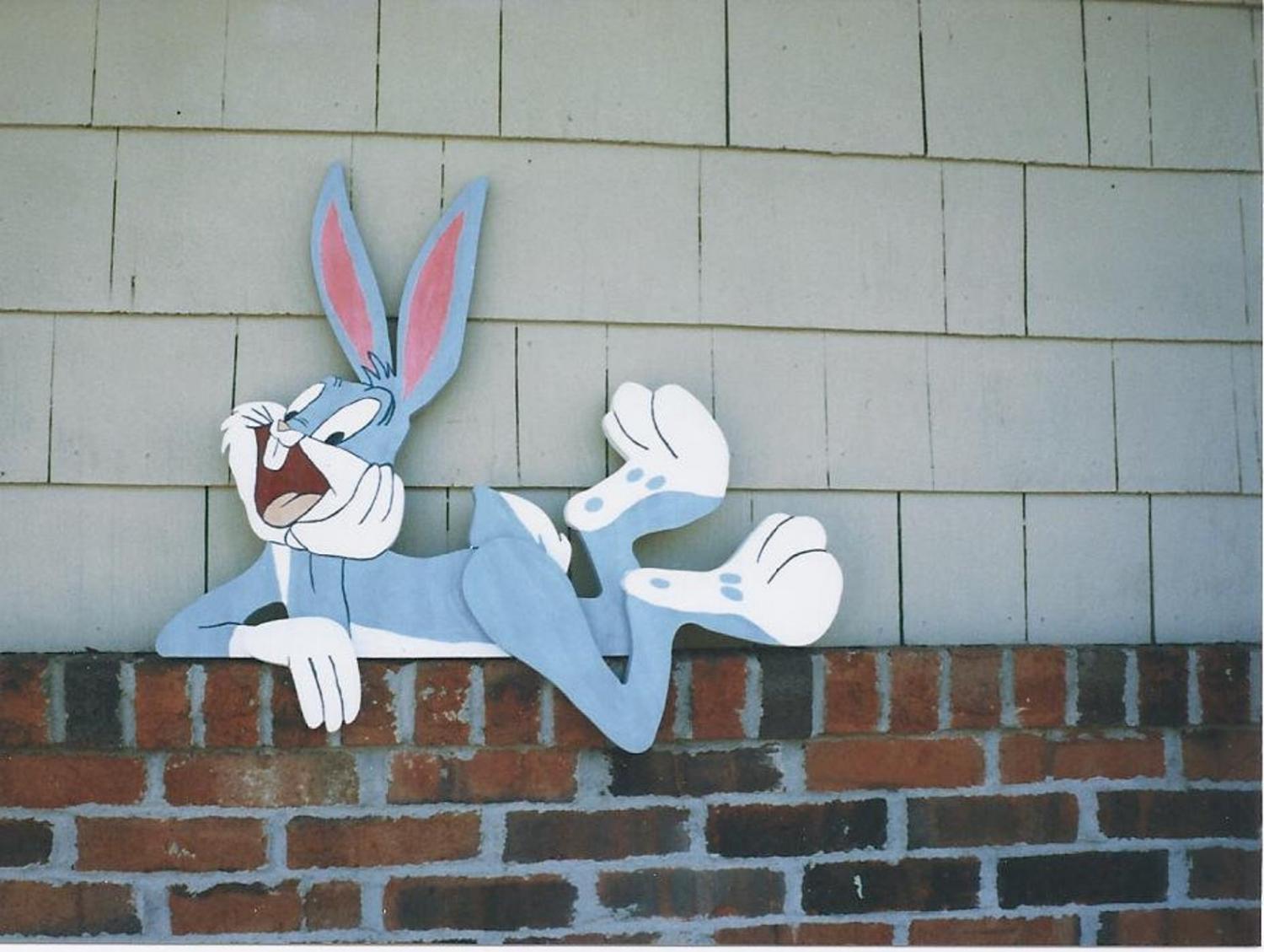 Bugs Bunny fence sitter Bugs Bunny fence sitter