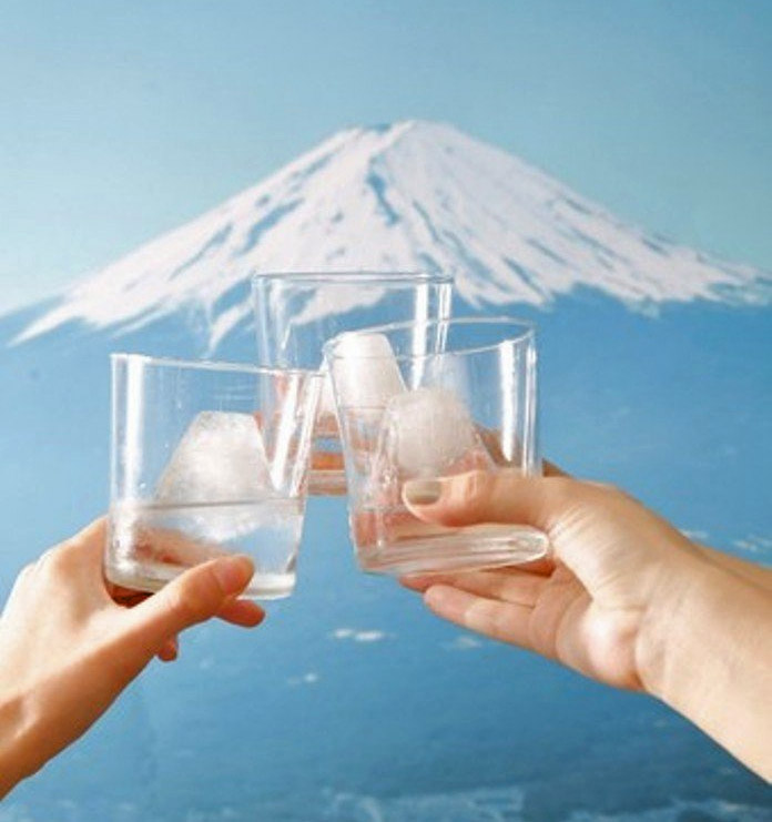 Mount Fuji Replica Ice Cube Maker