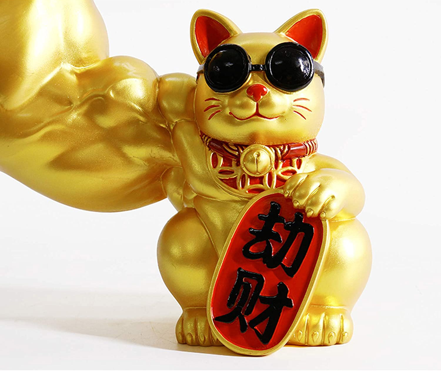 This (Maneki Neko) Waving Cat Statue Is Super Jacked