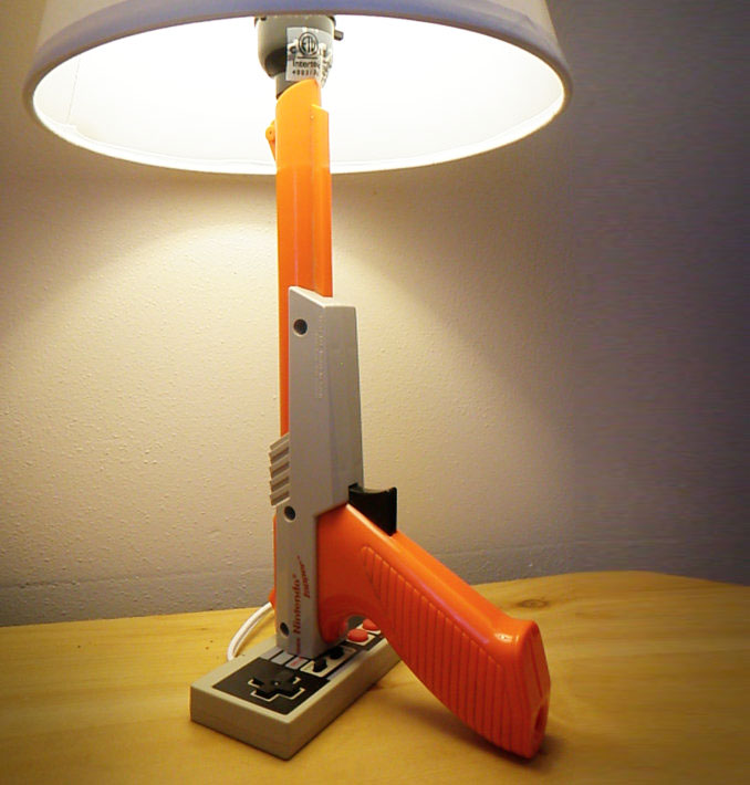 NES Nintendo Zapper Gun Lamp