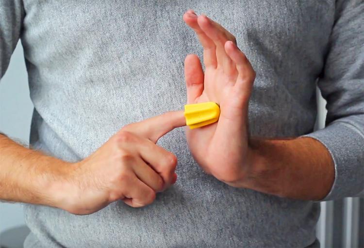 Nimble - The One Finger Safety Cutter