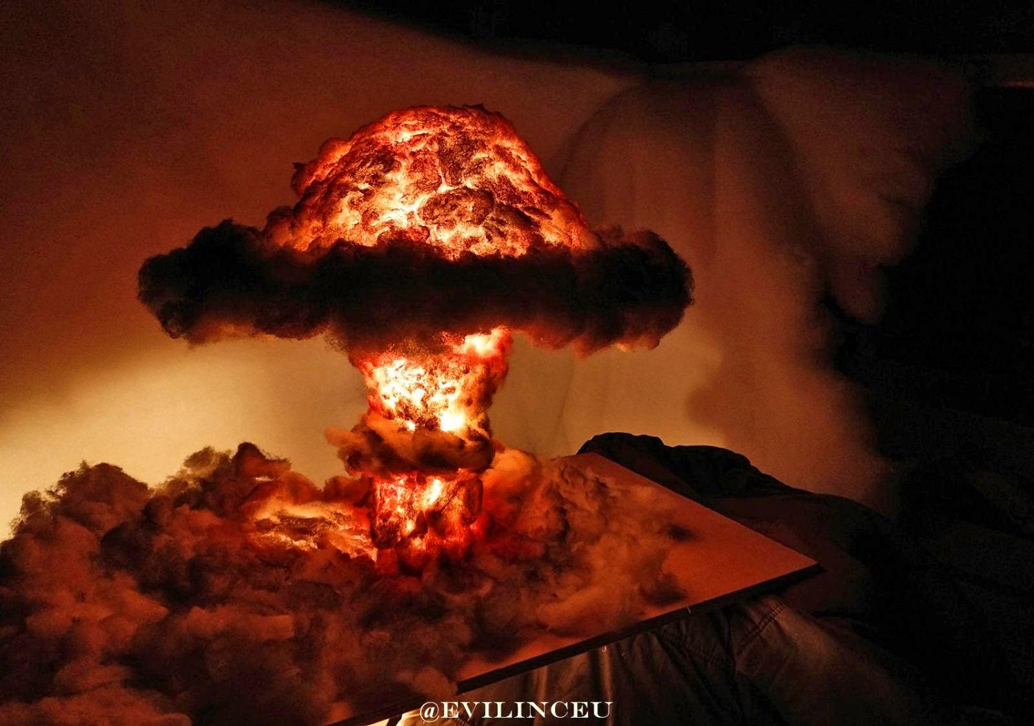 nuclear explosions mushroom cloud