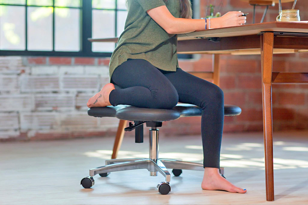 There's Now an Office Chair That Lets You Sit Cross-Legged, Or in Any Position