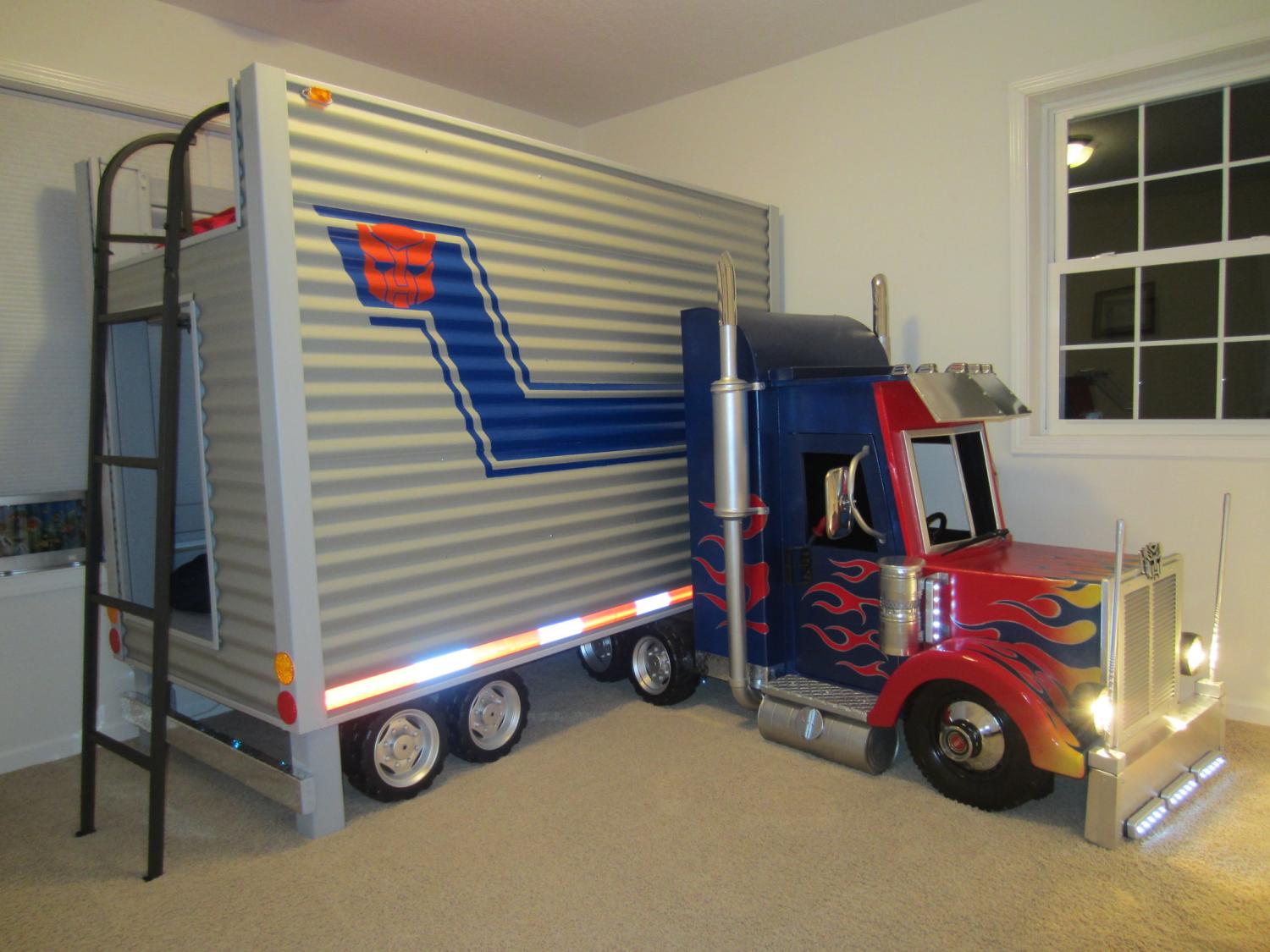 Optimus Prime Semi Truck Bunk Bed