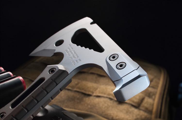 Ouland Multi-Mission - Multi-Tool Survival Axe