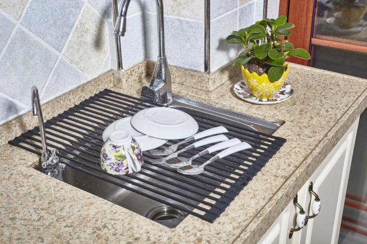 Over The Sink Roll-Up Drying and Rinsing Rack