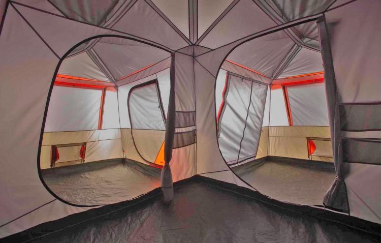 Multiple room deals tent