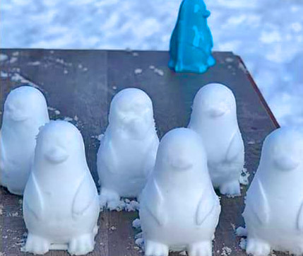 Paladone Penguin Ice Mould