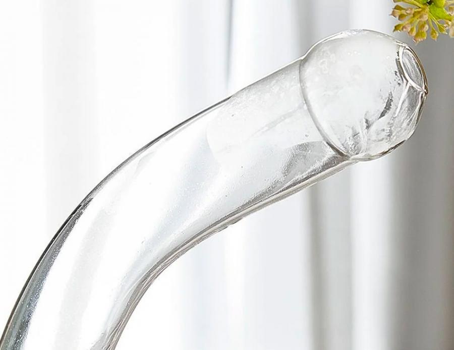 This Penis Decanter Might Be The Most Hilarious Way To Serve Wine To Your  Guests