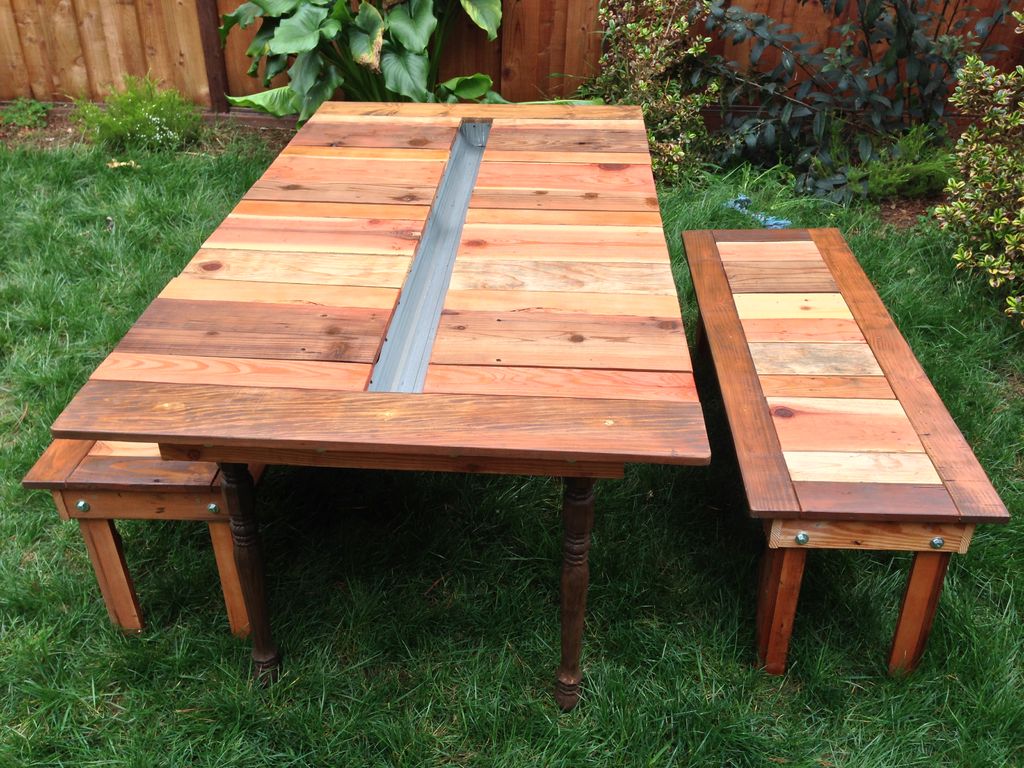 People Are Now Adding Drink Cooler Troughs To Their Picnic Tables, And 