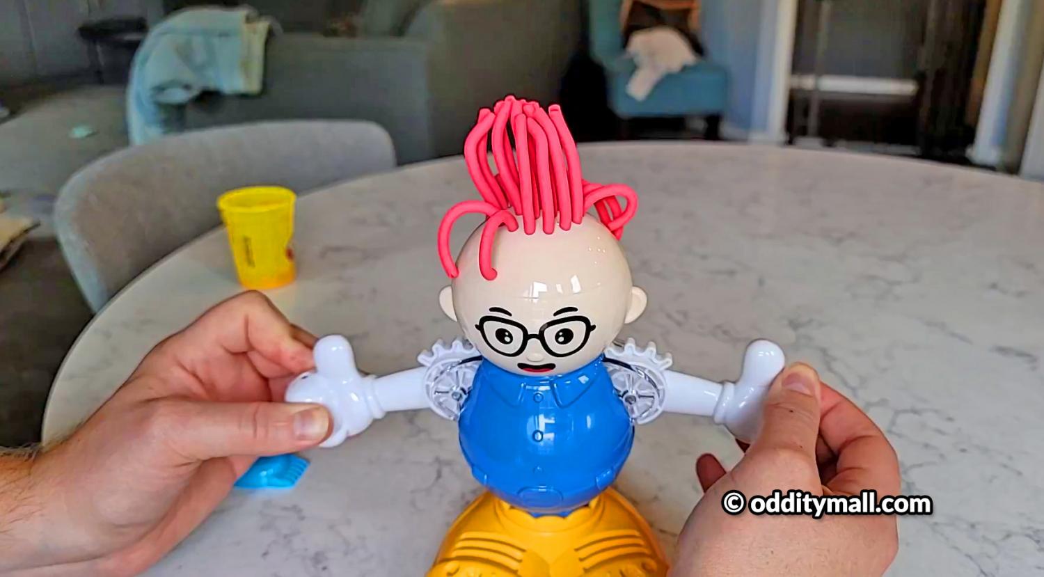 Play-Doh Barber Shop Lets Your Kids Grow, Style, and Cut Hairdos -Play-dough hair salon toy