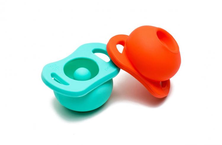 Pop Pacifier Automatically Closes When Dropped - Always clean baby pacifier